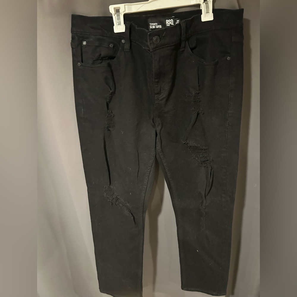 Black RSQ Men’s Ripped Jeans